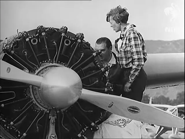 A frame of "Amelia Earhart Disappears", British Pathé newsreel, 1937