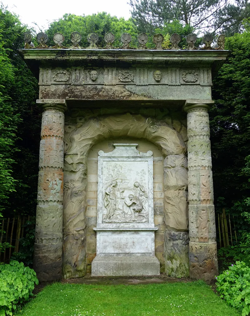 Shepherd's Monument and its inscribed tablet: photo