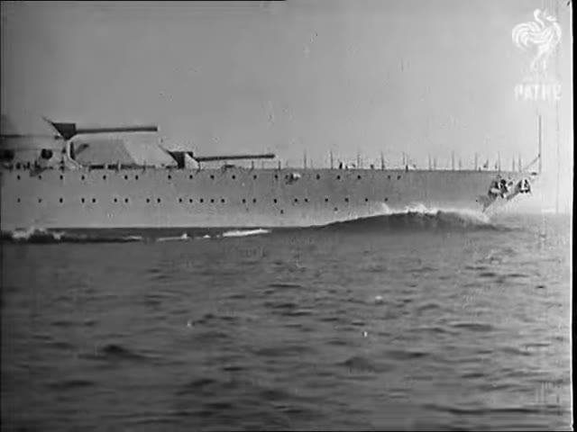 "Amelia Earhart Disappears", British Pathé newsreel, 1937: still at 0:52