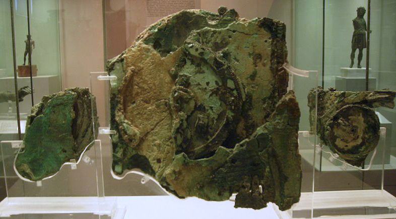 The Antikythera Mechanism fragments (X 15087): picture
