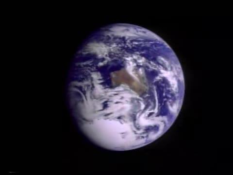 Galileo's images of Earth after the first flyby at 0:11