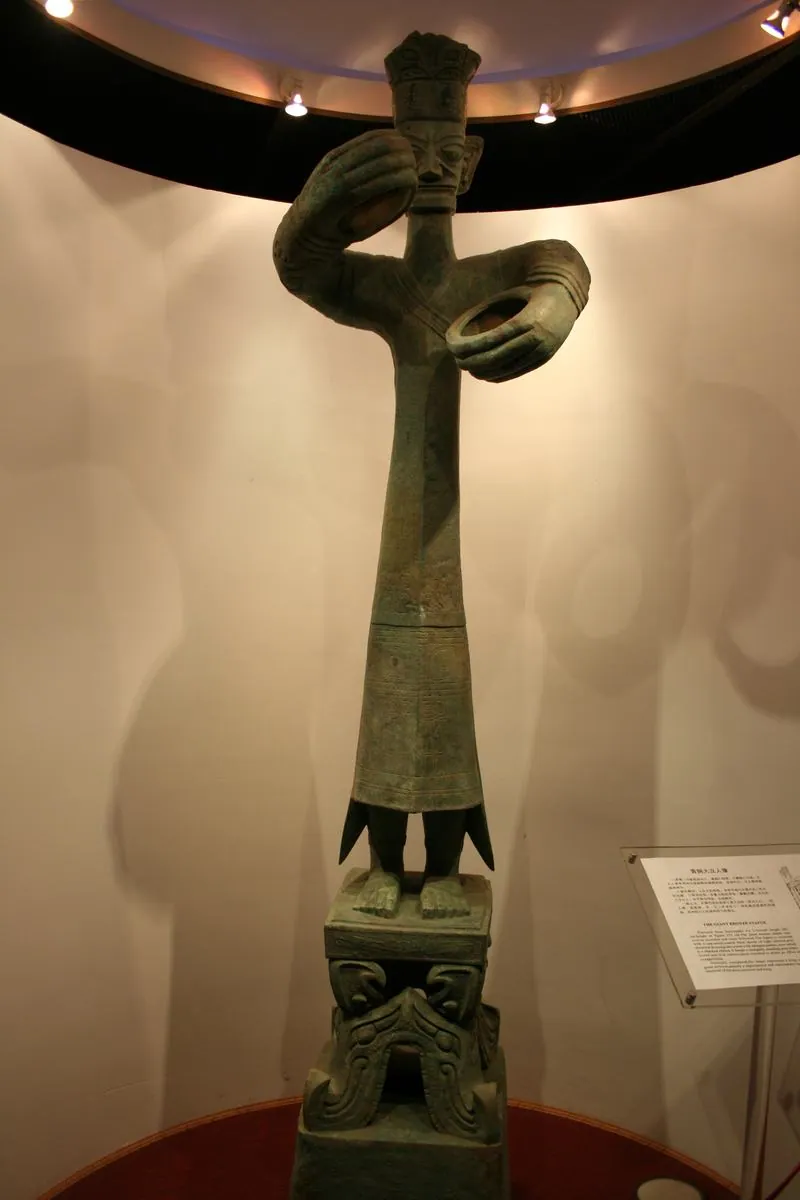 The 1986 bronzes from Pits 1 and 2 (standing figure, heads, masks and trees): picture