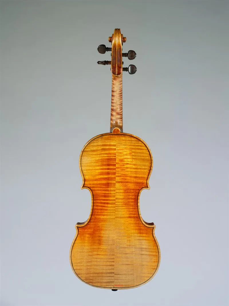 "Antonius" violin, Antonio Stradivari, 1711 (Met 34.86.1a): photograph